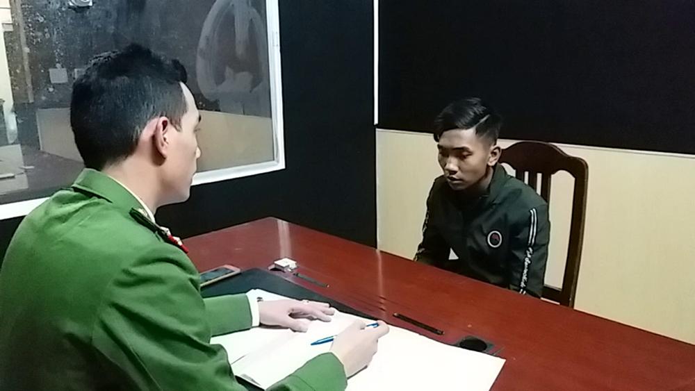 Kẻ rải đinh trên cầu vượt biển Tân Vũ - Lạch Huyện là thợ sửa xe-1