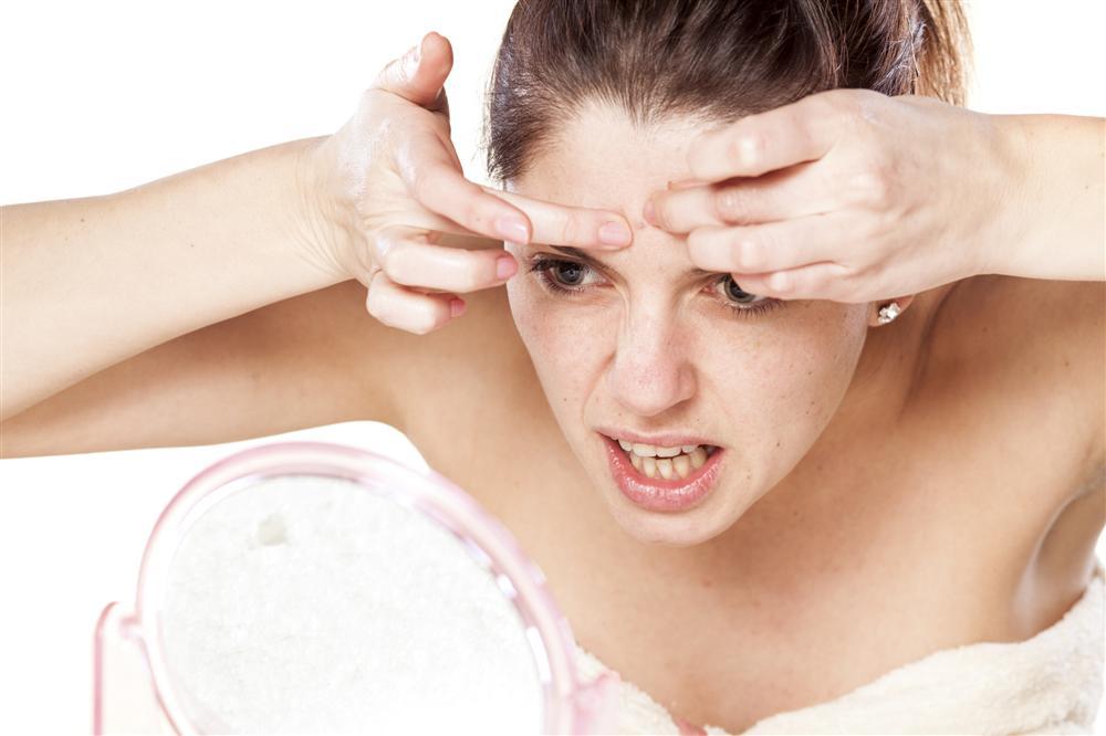 Đừng để 5 dấu hiệu này xuất hiện trên khuôn mặt nếu không muốn tiền của đội nón ra đi-1