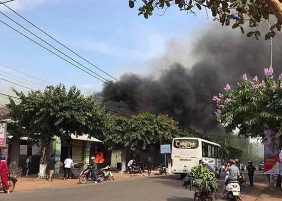 Vụ cháy nhà hàng 6 người chết: Các nạn nhân không có lối thoát-4