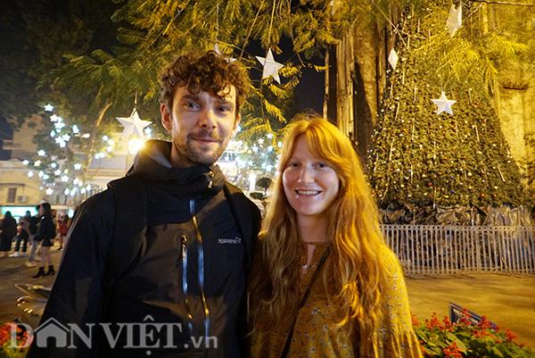 Clip khách Tây cảm nhận Giáng sinh ở Việt Nam: Nóng, đẹp, náo nhiệt-3