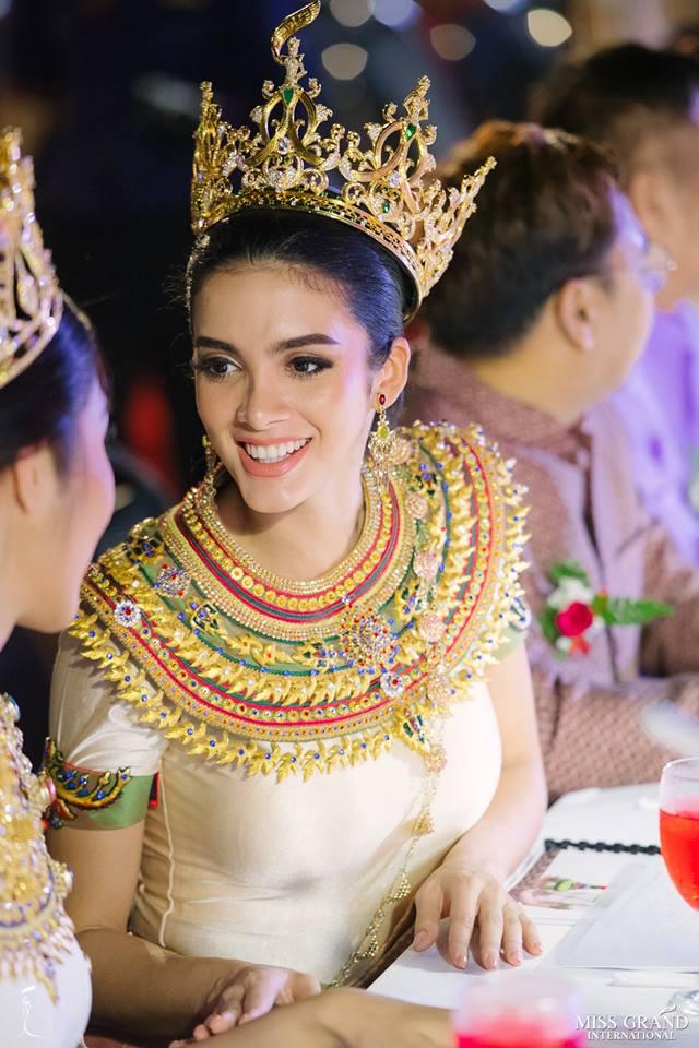 5 nữ hoàng sắc đẹp thế giới 2018: Không ai đủ sức hạ gục dung mạo khuynh thành của Miss World-11