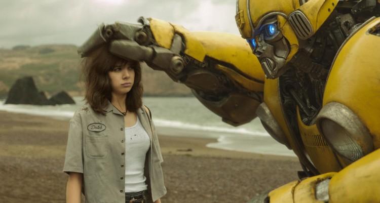 Review Bumblebee: Biên niên sử về chú ong nghệ vàng quả cảm của hành tinh Cybertron-8