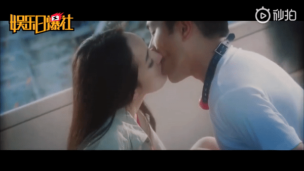 Trước khi đường ai nấy đi, Dương Mịch và Lưu Khải Uy từng mặn nồng đến thế này cơ mà-8