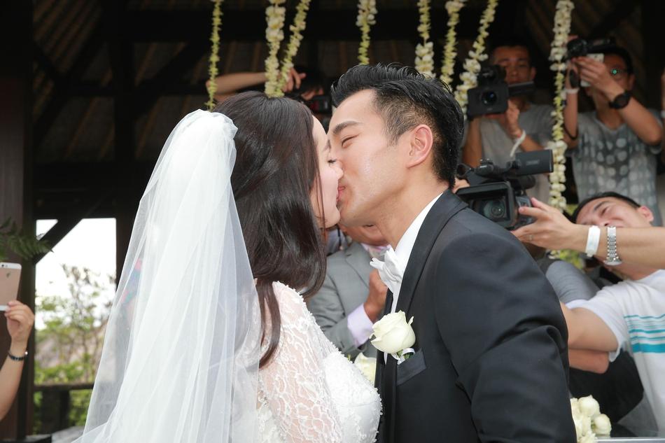 Dương Mịch - Lưu Khải Uy: Hôn nhân lung lay gốc rễ đã báo trước cái kết không có hậu-5