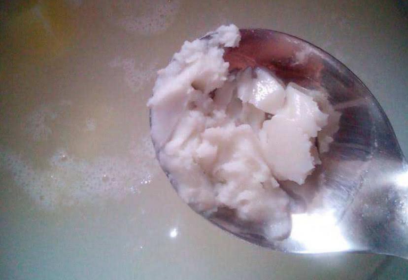 Đừng vo gạo rồi nấu ngay, cho thêm ít nguyên liệu này đảm bảo cơm mềm, thơm căng bóng-3