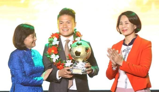 Quang Hải: Chàng trai Cầu vồng tuyết và mùa xuân đầu tiên...-3