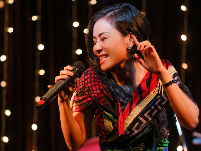 Cover nhạc của Trúc Nhân, Thu Minh được khen đẳng cấp hơn hẳn so với học trò-2