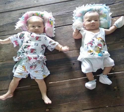 Bất ngờ ngoại hình giống như hai giọt nước của 2 bé trai - con cặp anh em song sinh lấy chị em sinh đôi ở Cà Mau-5