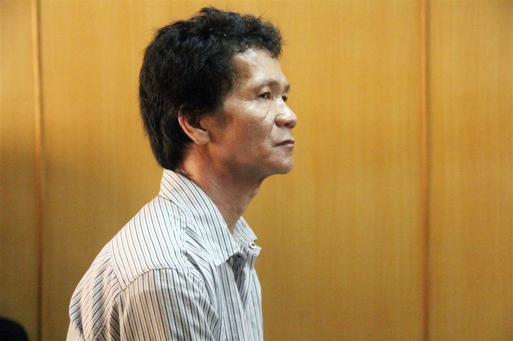 Ghen với vợ cũ, gã côn đồ đâm chết 2 người-1