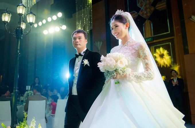 Những đám cưới hot nhất Vbiz 2018: Trường Giang - Nhã Phương chỉ đứng số 2, vậy ai mới là số 1?-11