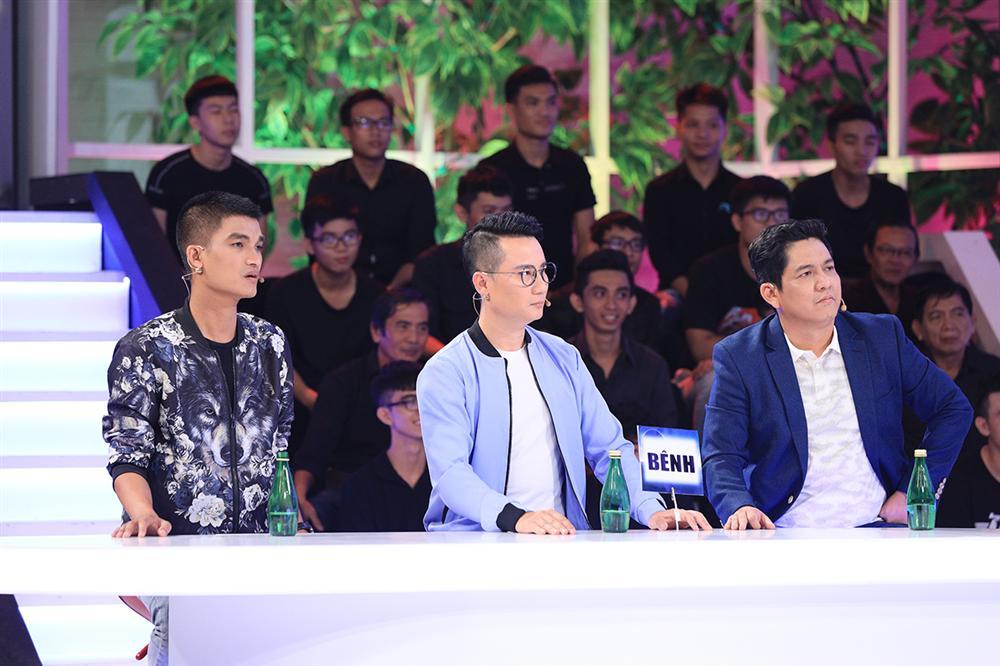 Trấn Thành hả hê khi chứng kiến vợ chồng Hoàng Bách và các khách mời cãi nhau kịch liệt-3