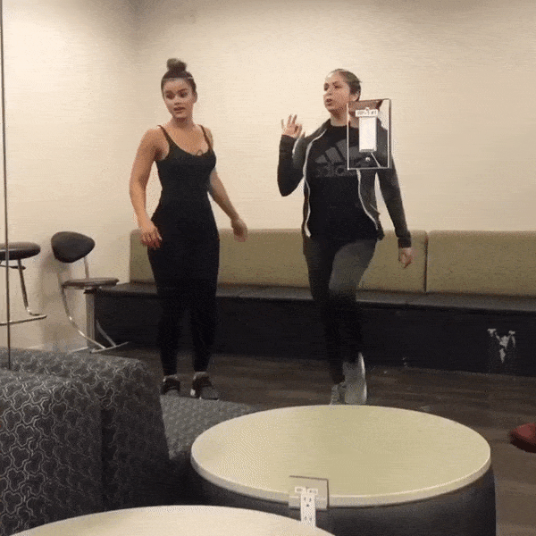 GIẬT MÌNH: Chỉ 3 năm sau Miss Universe 2015, bạn thân Hoa hậu Phạm Hương từ quý cô mỹ miều trở thành quý bà mỡ màng-13