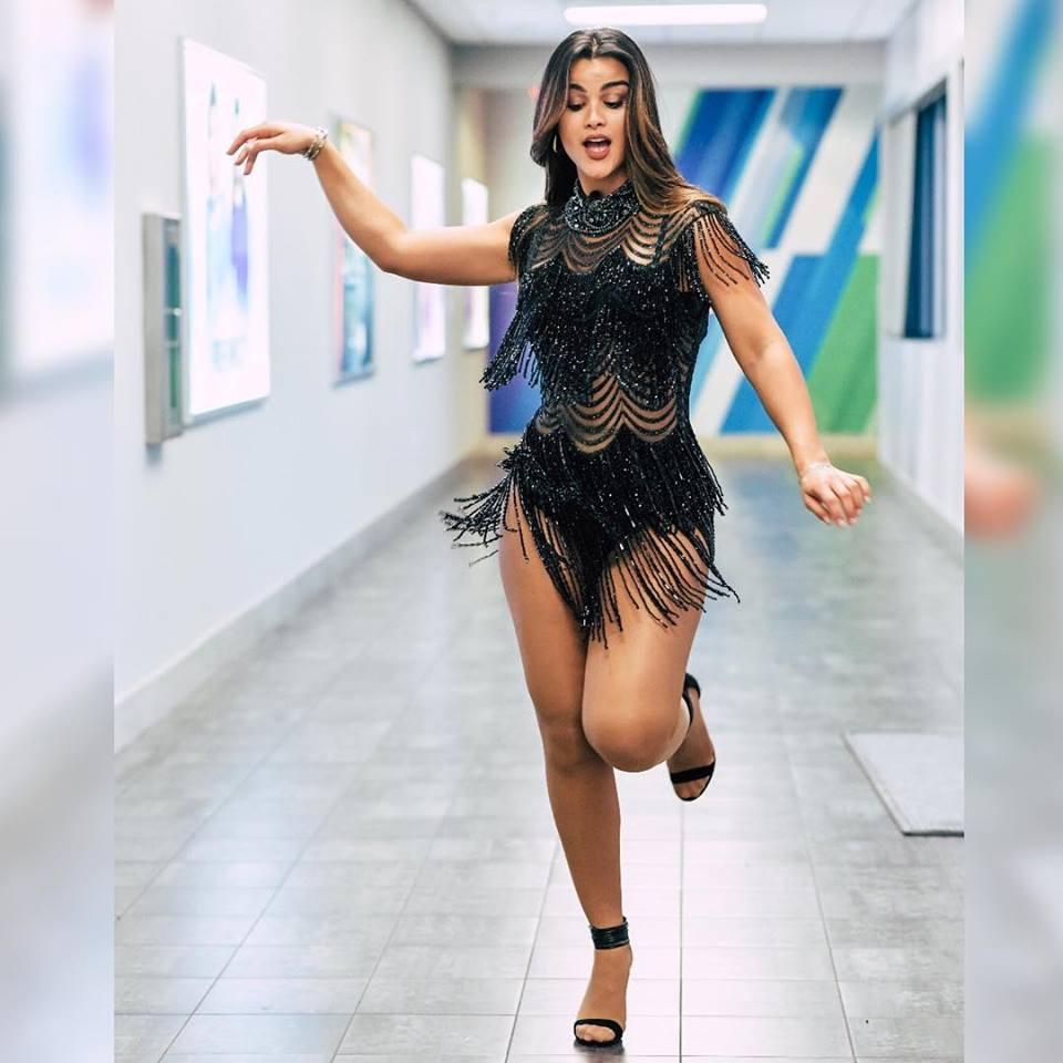 GIẬT MÌNH: Chỉ 3 năm sau Miss Universe 2015, bạn thân Hoa hậu Phạm Hương từ quý cô mỹ miều trở thành quý bà mỡ màng-15