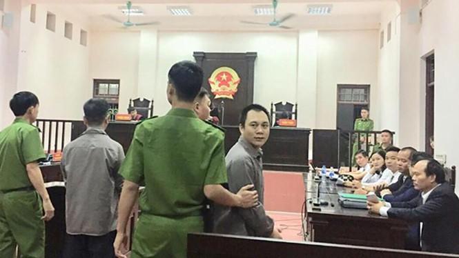 Không cho tại ngoại tài xế xe container đâm Innova lùi trên cao tốc-1