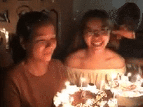 Cặp đôi Quang Hải - Nhật Lê đập tan tin đồn chia tay chỉ bằng 1 clip thân mật khi cùng nhau đi dự tiệc sinh nhật
