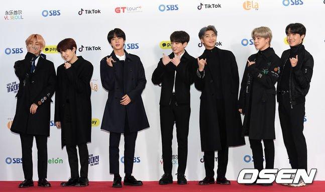 Park Shin Hye và Hyun Bin tình tứ đêm Giáng sinh-6