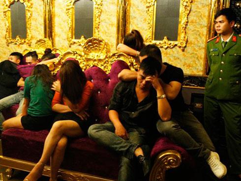 Tóm gọn ông trùm giấu ma túy trong vườn-3