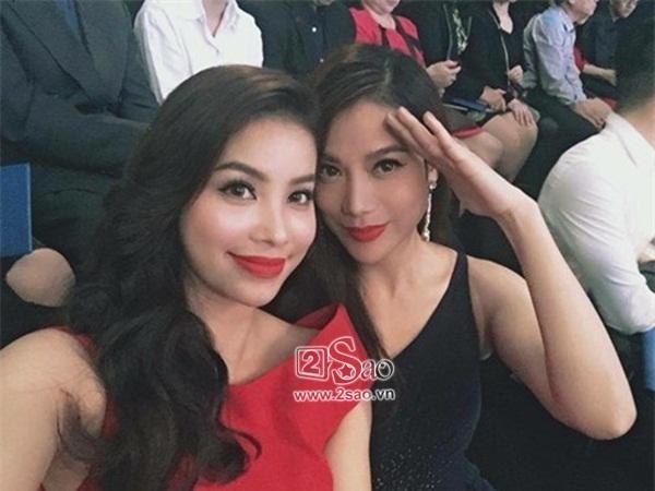 Xuất hiện 2 bản sao nét căng khiến khán giả cứ ngỡ Phạm Hương đi thi Miss Universe 3 lần-14