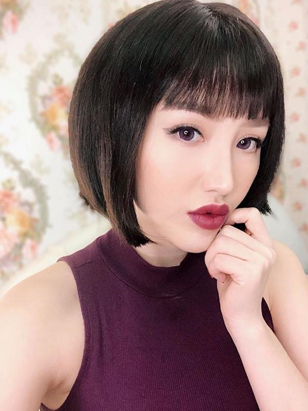 Loạt mỹ nhân Việt chẳng có họ hàng mà giống hệt chị em bởi đôi môi tều y chang từ một khuôn đúc-10