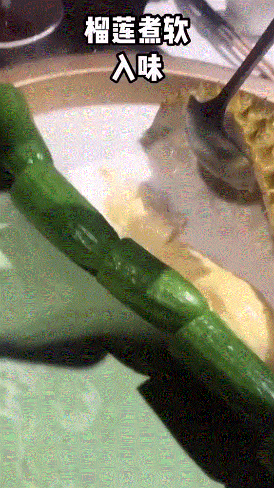 Món lẩu khó nuốt nhất thế giới khiến thực khách rùng mình-2