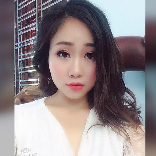 Xôn xao clip gái xinh khóc nức nở, phá nát bánh kem khi tổ chức sinh nhật cho bạn trai nhưng bị leo cây-1