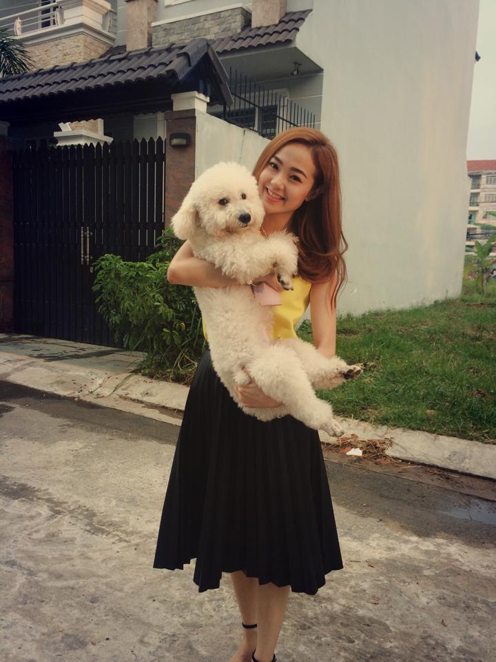 Sướng như cún cưng của Minh Hằng: Được ôm ấp, ngủ chung lại còn đi khắp thế gian cùng cô chủ-8