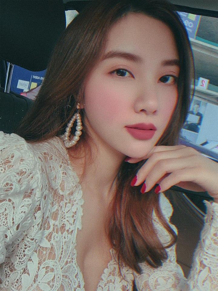 Lâu lắm mới xuất hiện cùng mẹ, nhóc tỳ nhà Huyền Baby đốn tim vì đáng yêu hết phần thiên hạ-2