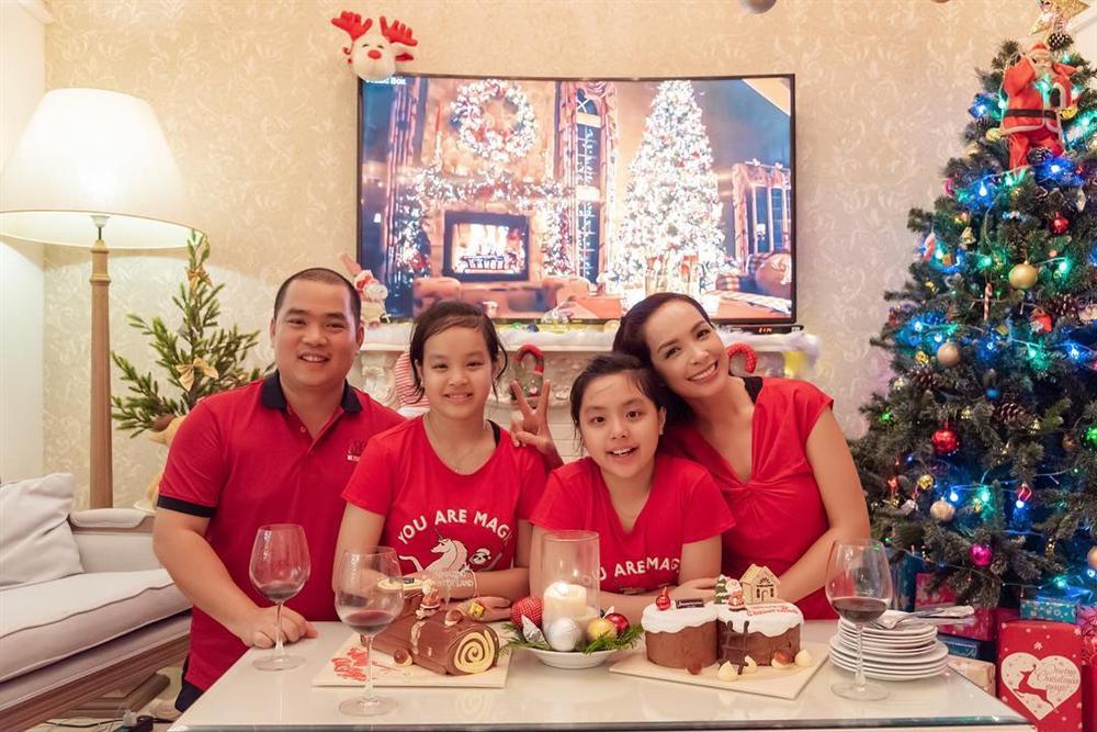 Đã chịu chụp ảnh góc cận nhưng Thu Minh vẫn nhất quyết giấu mặt con trai-11