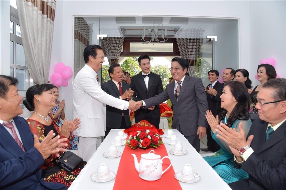 Bí mật hậu trường cảnh Cao Thái Hà được đại gia tài chính cầu hôn-1