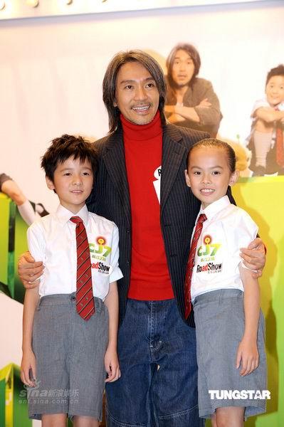 Sốc với ca dậy thì đỉnh cao nhất Cbiz: Từ cậu bé xấu xí lột xác thành thiếu nữ xinh đẹp-1