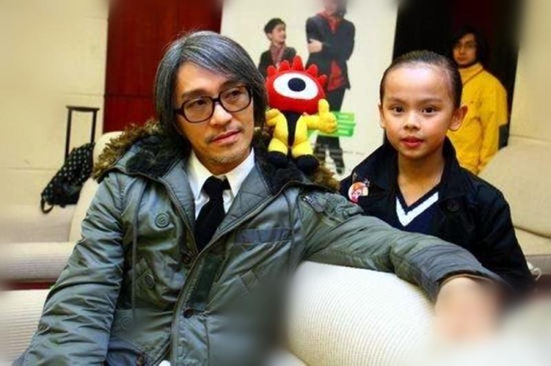 Sốc với ca dậy thì đỉnh cao nhất Cbiz: Từ cậu bé xấu xí lột xác thành thiếu nữ xinh đẹp-3