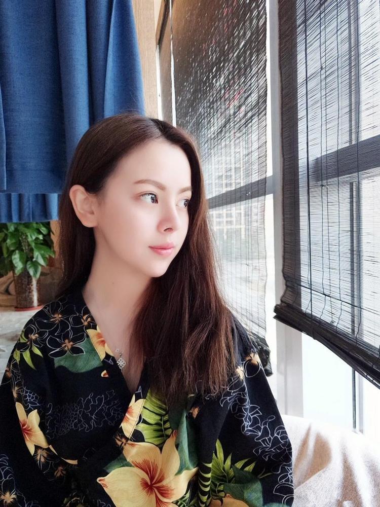 Sốc với ca dậy thì đỉnh cao nhất Cbiz: Từ cậu bé xấu xí lột xác thành thiếu nữ xinh đẹp-4