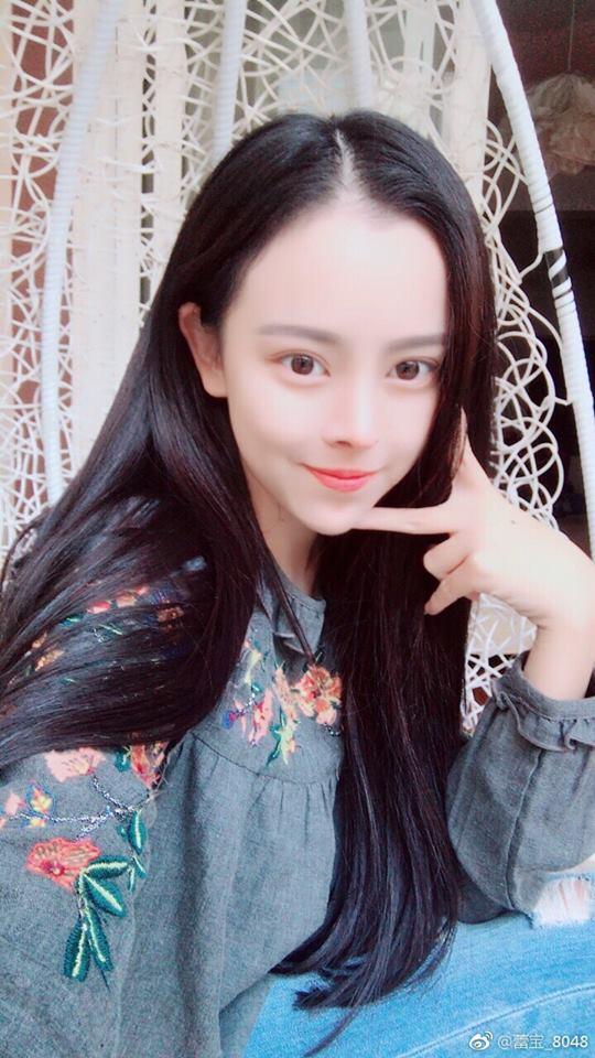 Sốc với ca dậy thì đỉnh cao nhất Cbiz: Từ cậu bé xấu xí lột xác thành thiếu nữ xinh đẹp-7