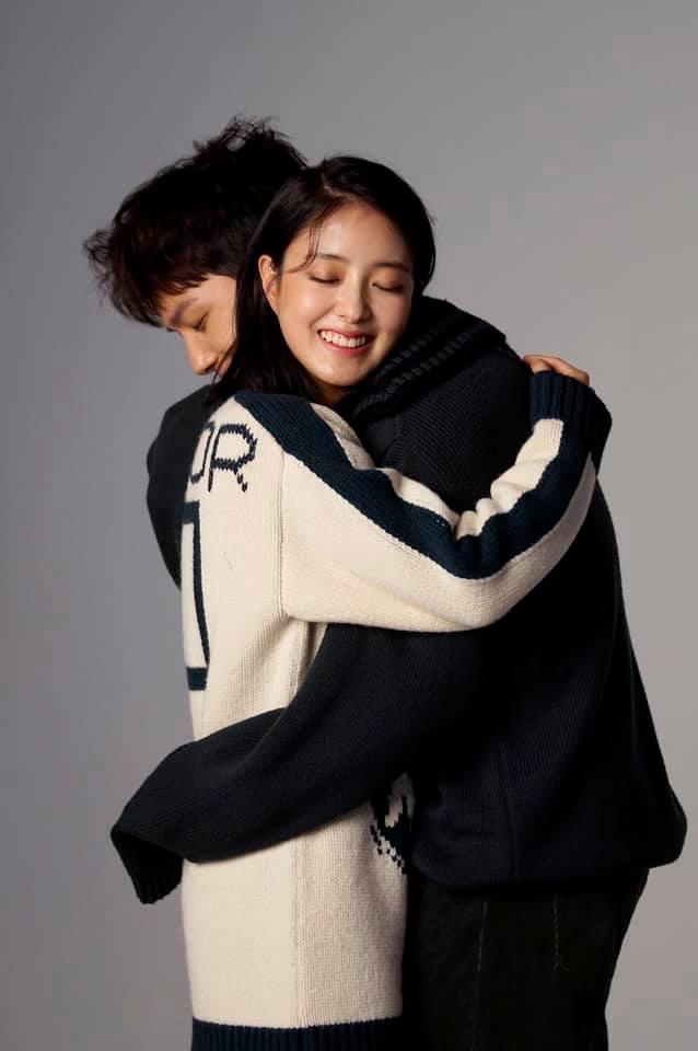 Black Pink gây sốt khi xuất hiện sang chảnh với váy hiệu hàng chục nghìn đô tại sự kiện-6