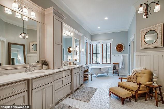 Bên trong biệt thự 6 triệu đô nơi Miley Cyrus kết hôn Liam Hemsworth-8