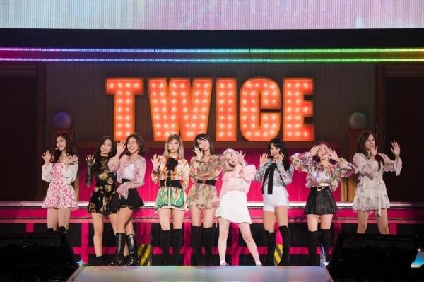 Cần hiểu cho đúng: Black Pink và TWICE, nhóm nữ nào đem concert vào dome Nhật Bản nhanh nhất?-2