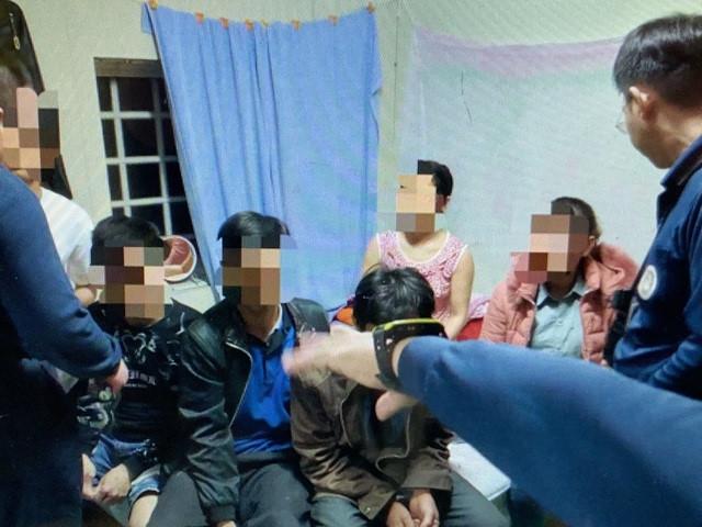 Bắt được 8 người trong nhóm 152 khách Việt bỏ trốn tại Đài Loan-2