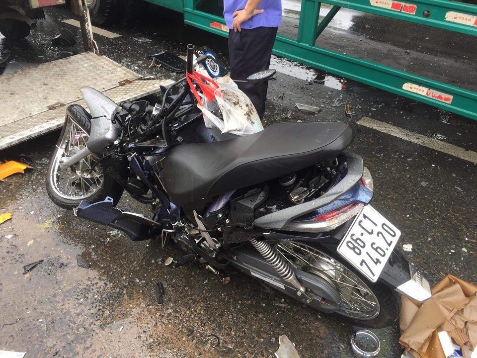 Tông xe liên hoàn trên QL1, 2 người chết, kẹt xe hơn 10km-3