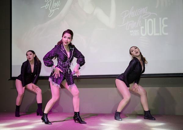 Ai cũng phải nóng mặt khi xem những hình ảnh quá gợi cảm của Phương Trinh Jolie-5