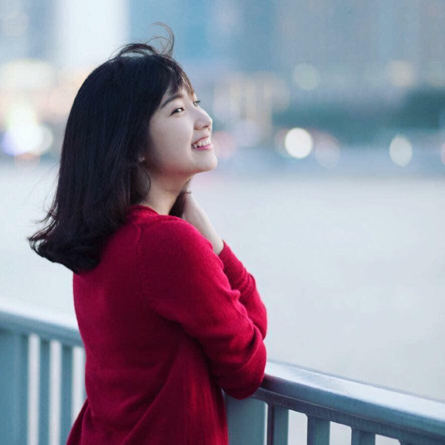 Cận cảnh nhan sắc không phải dạng vừa của Lê Thụy Vy - bà xã tương lai của rapper Đinh Tiến Đạt-15