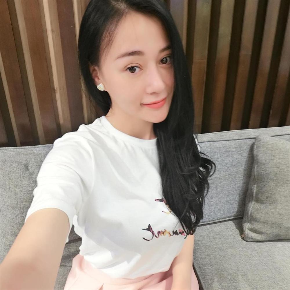 Giữa nghi án yêu đồng giới, Hoa hậu Kỳ Duyên than vãn ốm dặt dẹo-11