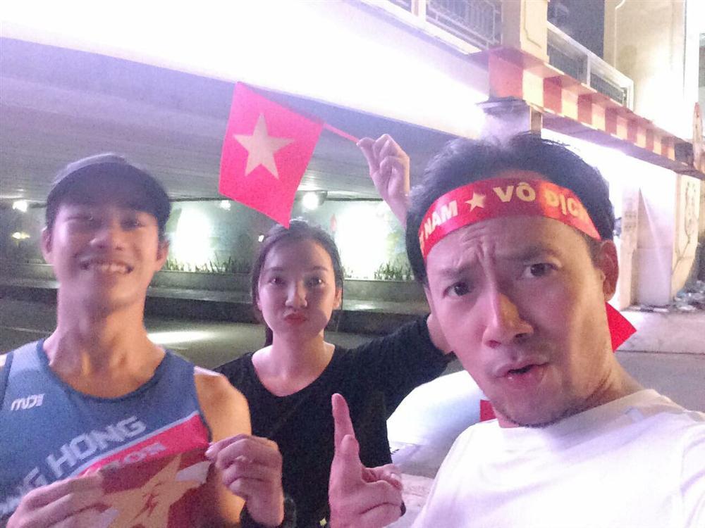 Tiến Đạt bất ngờ bị ném đá vì yêu người mới 1 năm đã cưới - gắn bó gần thập kỷ với Hari Won không cầu hôn-2