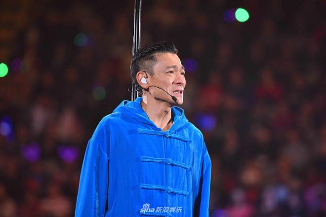 Lưu Đức Hoa bật khóc vì phải hủy đêm nhạc giữa chừng-2