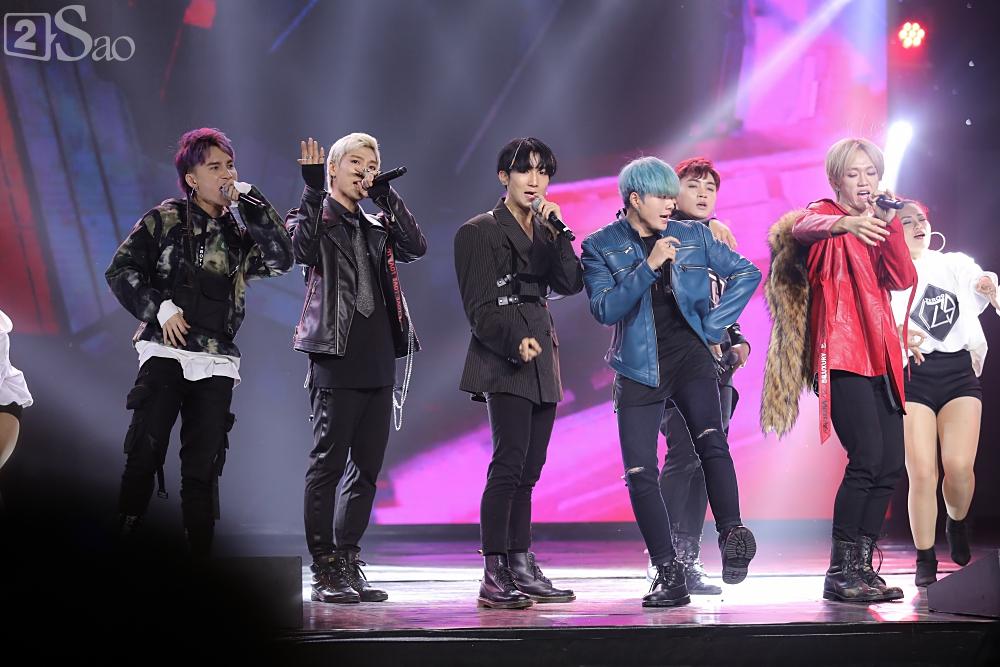 Jiyeon - Soobin song ca tình tứ, iKON hứa sẽ làm concert tại Việt Nam-17