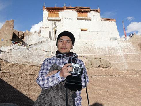 Rapper Đinh Tiến Đạt - thiếu gia sống khác người ở showbiz Việt