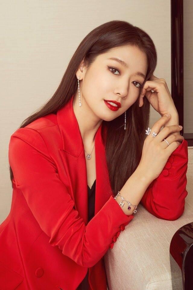Không còn dễ thương, Park Shin Hye giờ đây đã quyến rũ đốt mắt người nhìn-2