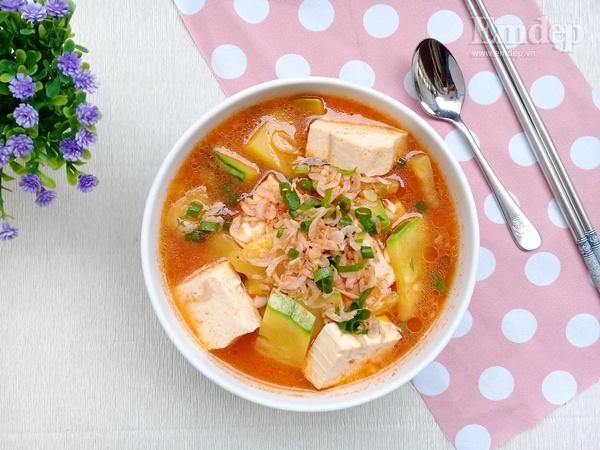 Canh bí non nấu đậu phụ ngọt ấm ngon cơm-6