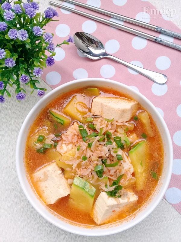 Canh bí non nấu đậu phụ ngọt ấm ngon cơm-7