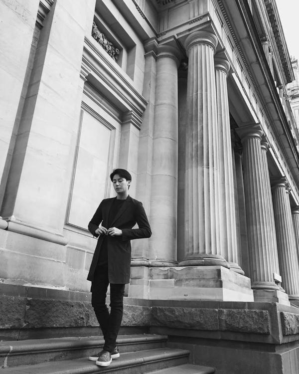 Nam thần Rocker Nguyễn trở lại cực bảnh sau hàng tháng né tránh scandal, bán trà sữa ở xứ người-3