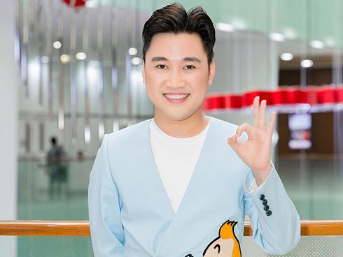 Rộn ràng không khí ngày Tết với Phạm Anh Duy và Avin Lu-1